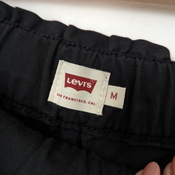 Levi's Black Cotton Off Duty Joggers Pants - Picture 3 of 6